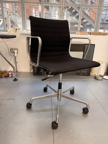 Vitra eames ea117 - eames, work